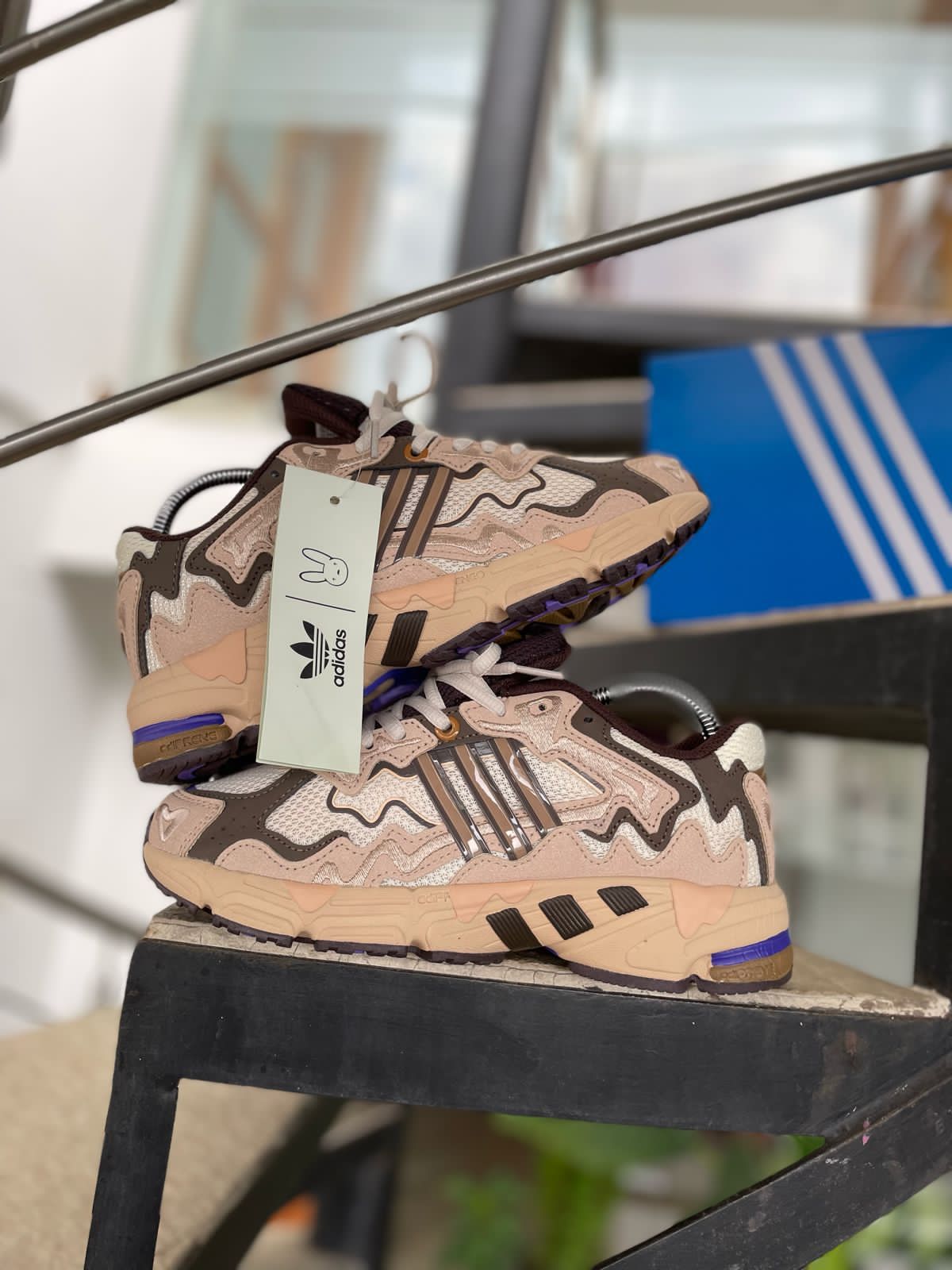 Adidas response CL x Bad Bunny paso fino